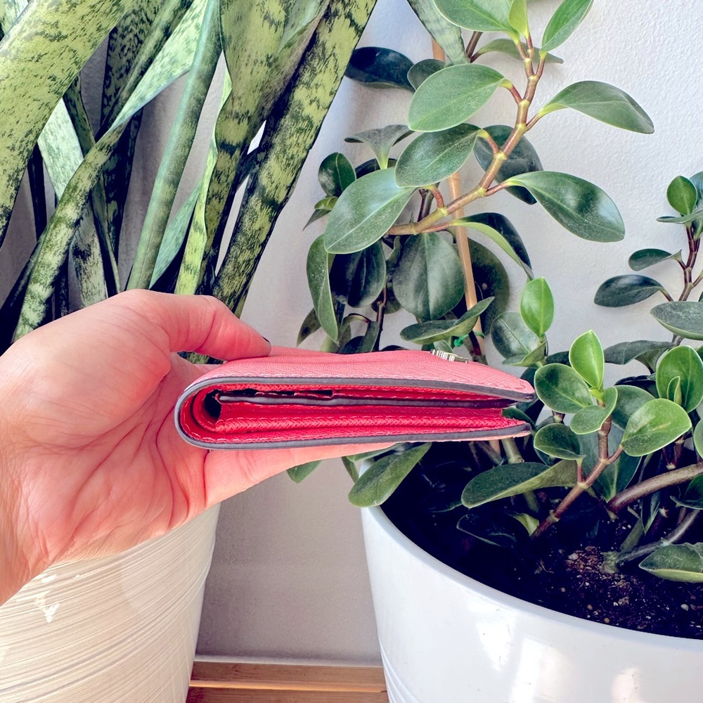 Micheal Kor Wallet - Picture 2 of 4